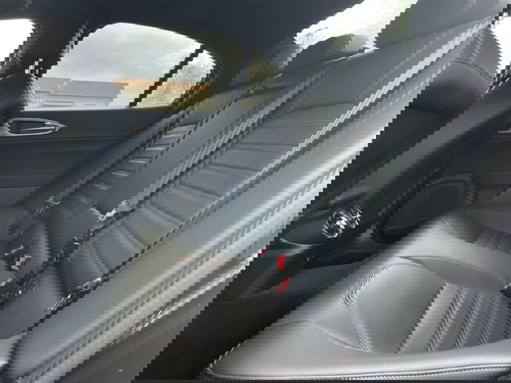 Alfa Romeo Giulia usata a Ancona (18)