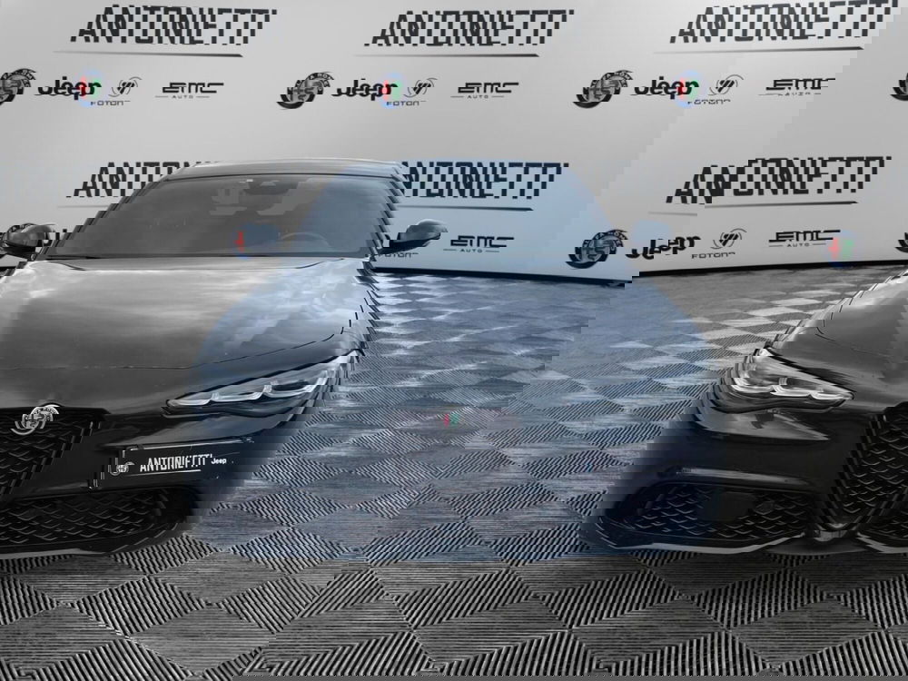 Alfa Romeo Giulia usata a Ancona (2)