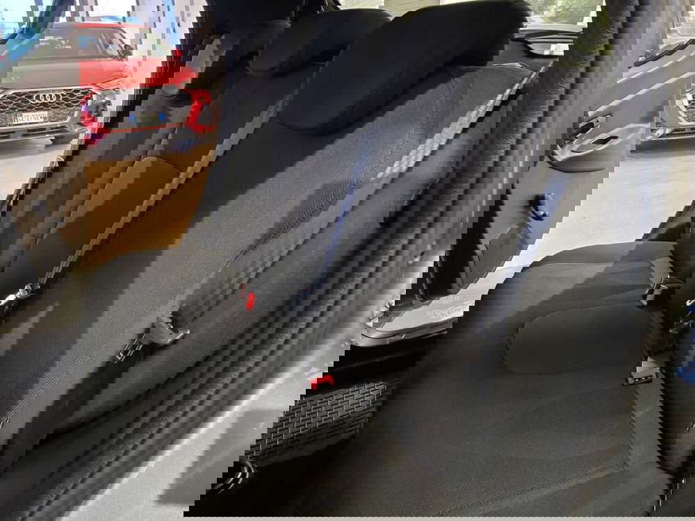 Lancia Ypsilon usata a Rimini (11)