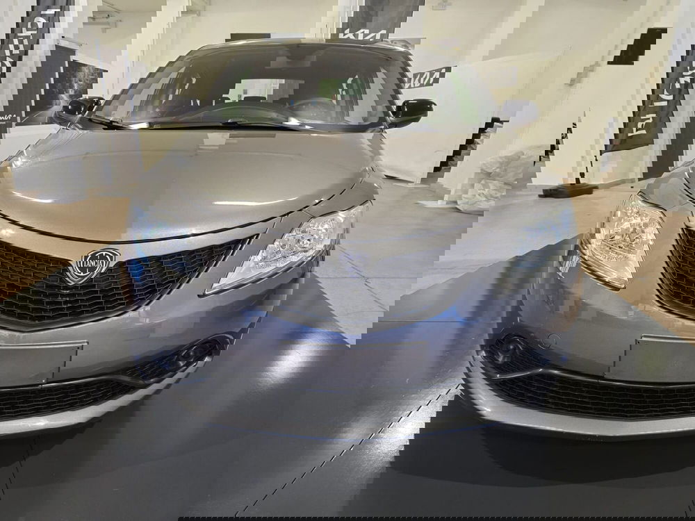 Lancia Ypsilon usata a Rimini (2)