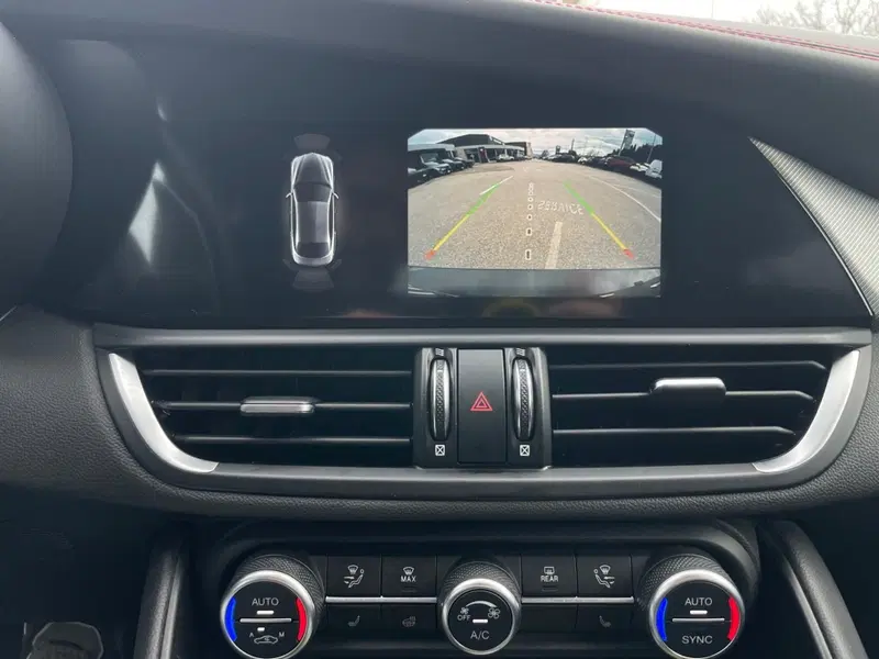 Alfa Romeo Giulia usata a Ancona (14)