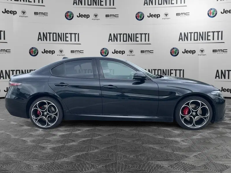 Alfa Romeo Giulia usata a Ancona (4)