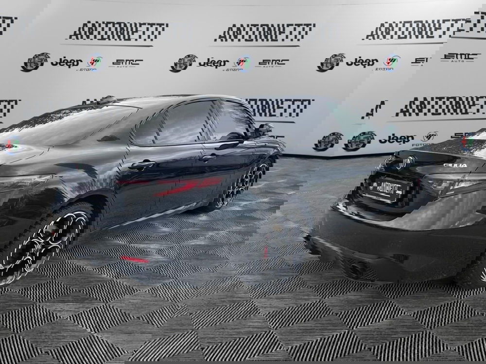 Alfa Romeo Giulia usata a Ancona (5)