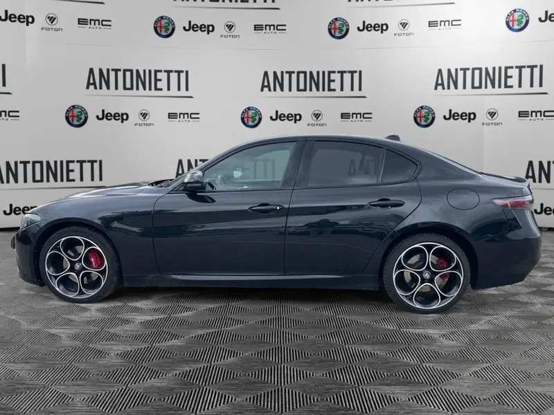 Alfa Romeo Giulia usata a Ancona (8)