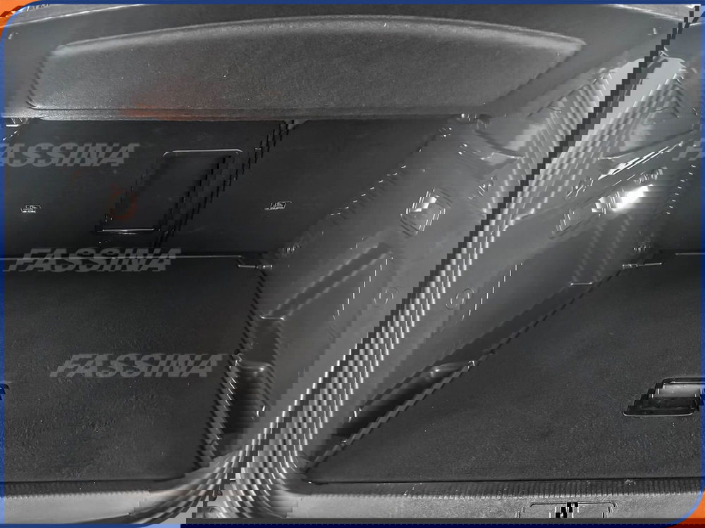 Peugeot 3008 usata a Milano (11)