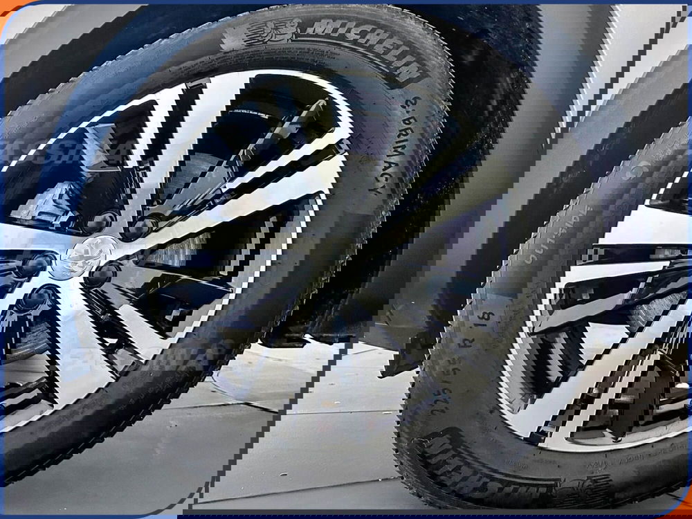 Peugeot 3008 usata a Milano (7)