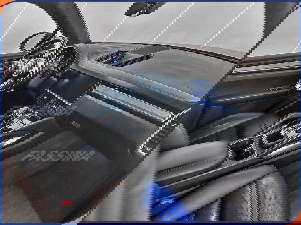 Porsche Cayenne usata a Milano (15)