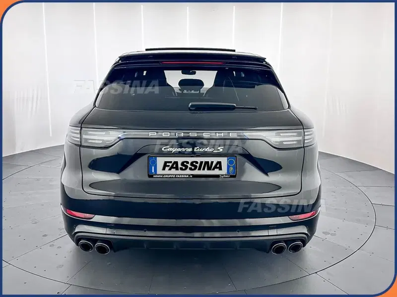 Porsche Cayenne usata a Milano (5)