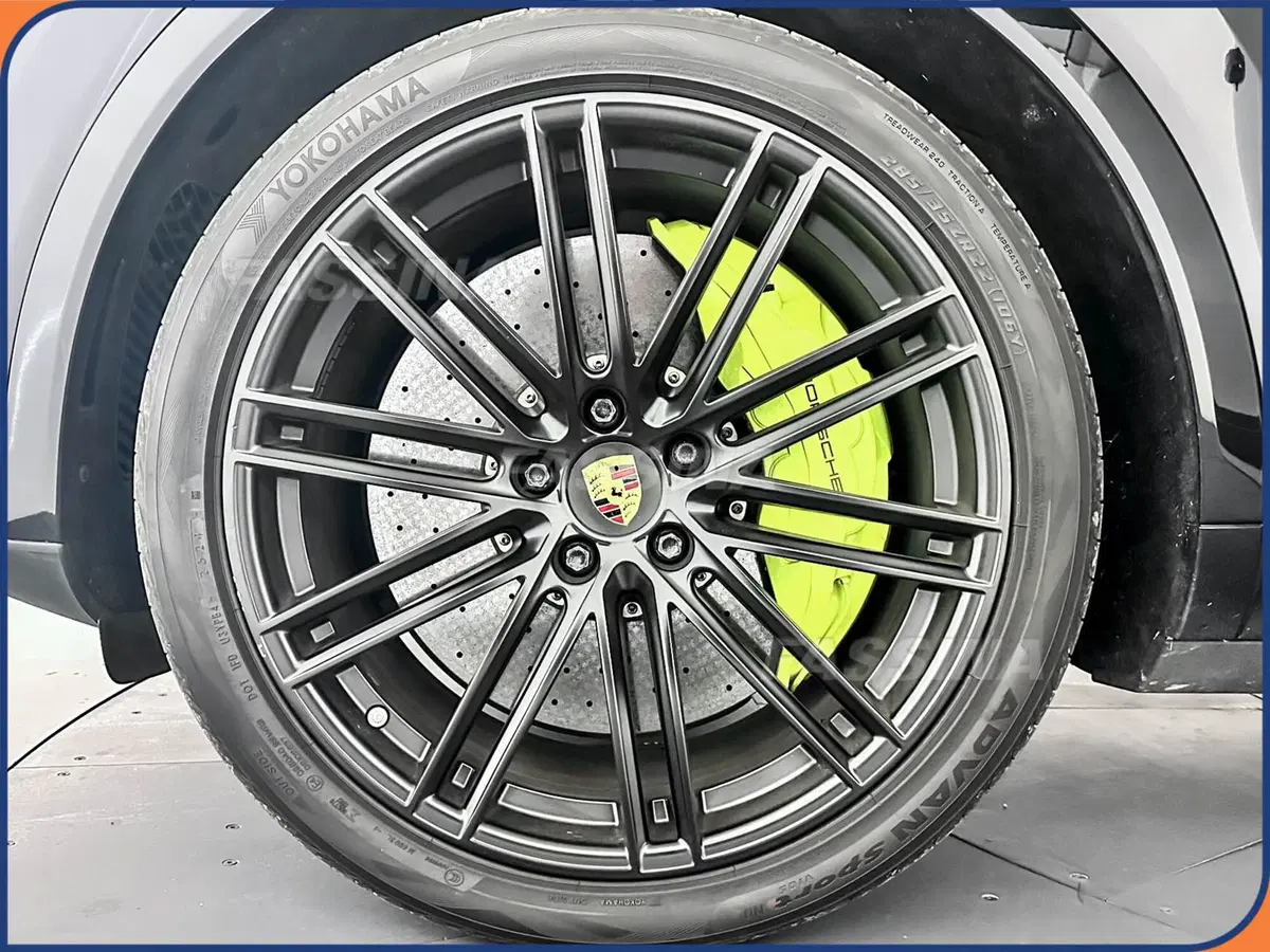 Porsche Cayenne usata a Milano (7)