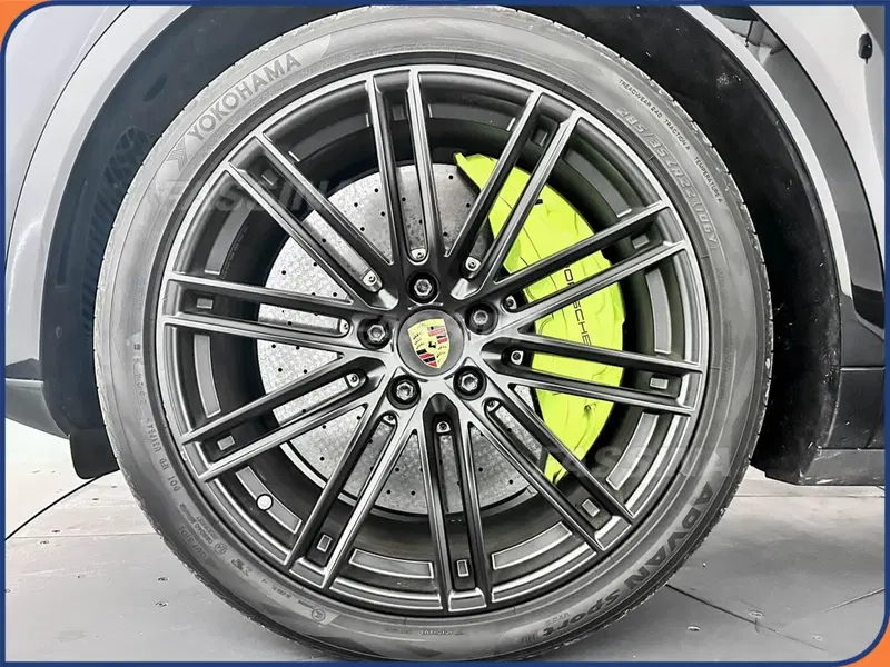 Porsche Cayenne usata a Milano (7)