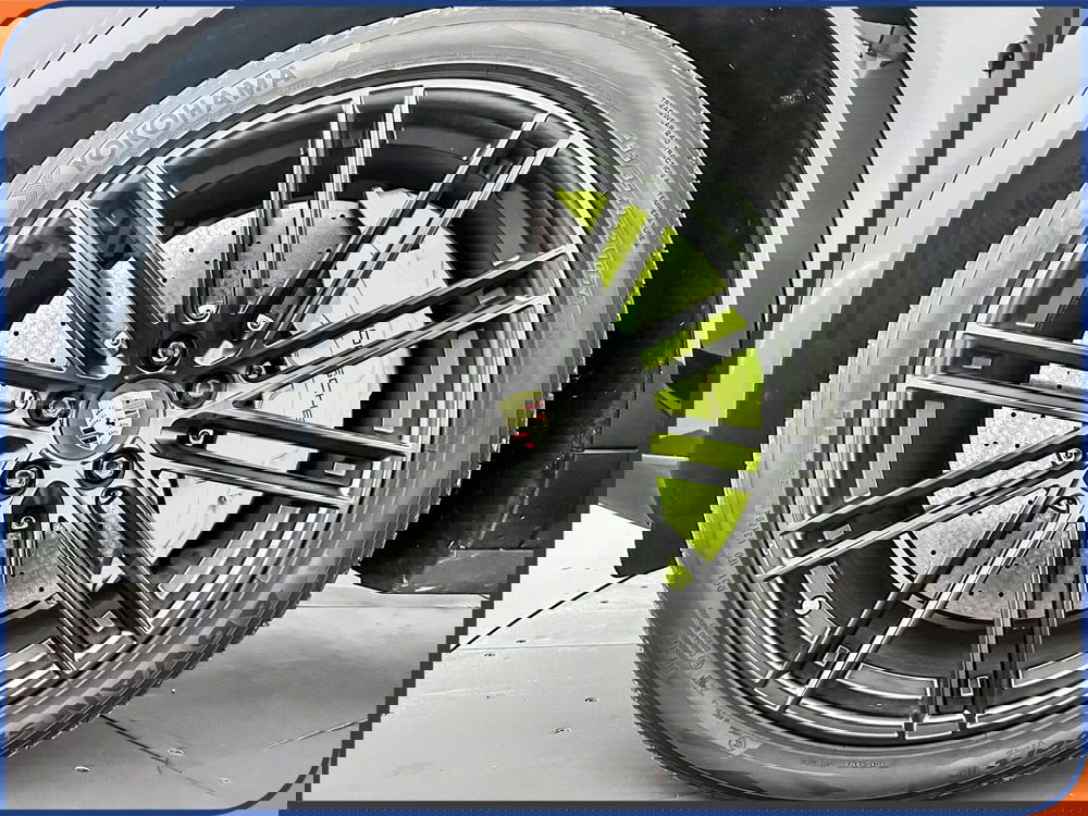 Porsche Cayenne usata a Milano (7)