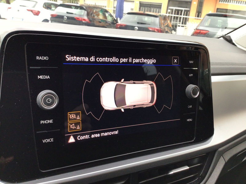 Volkswagen T-Roc usata a Genova (17)