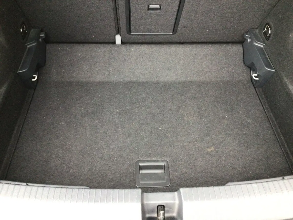Volkswagen T-Roc usata a Genova (9)