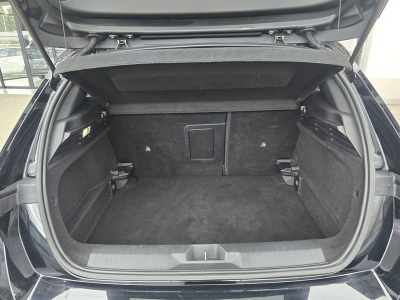 Opel Astra usata a Massa-Carrara (13)