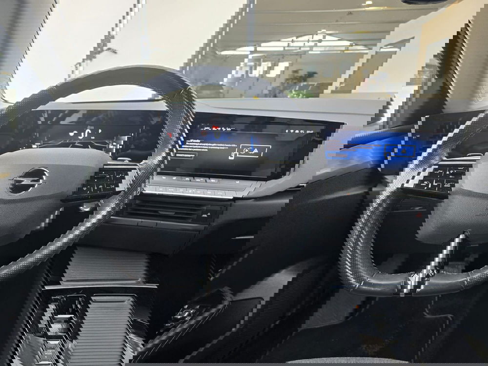 Opel Astra usata a Massa-Carrara (14)