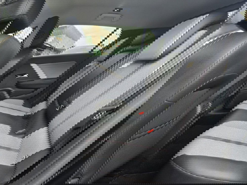 Opel Astra usata a Massa-Carrara (15)