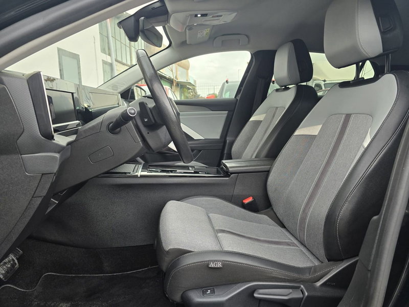 Opel Astra usata a Massa-Carrara (16)