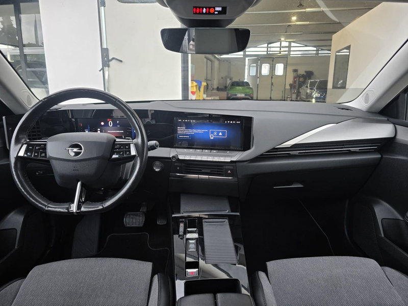 Opel Astra usata a Massa-Carrara (5)