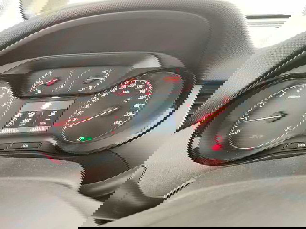 Opel Crossland X usata a Teramo (18)