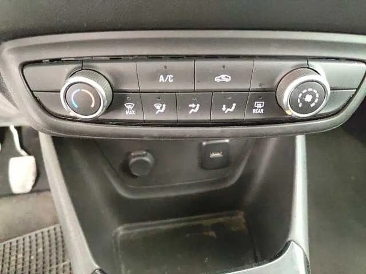 Opel Crossland X usata a Teramo (20)