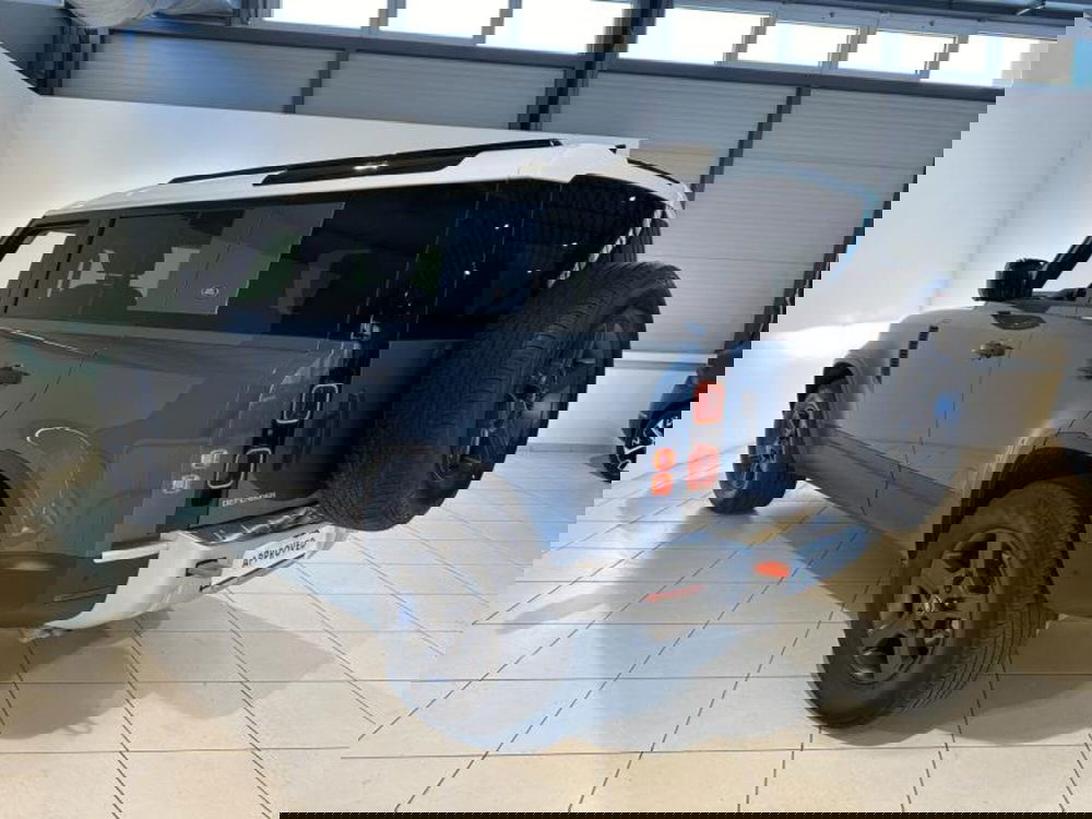 Land Rover Defender usata a Venezia (4)