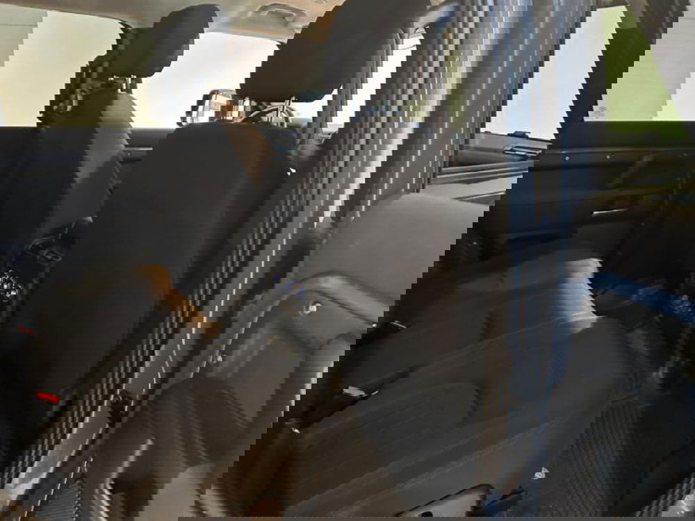 Land Rover Defender usata a Venezia (9)