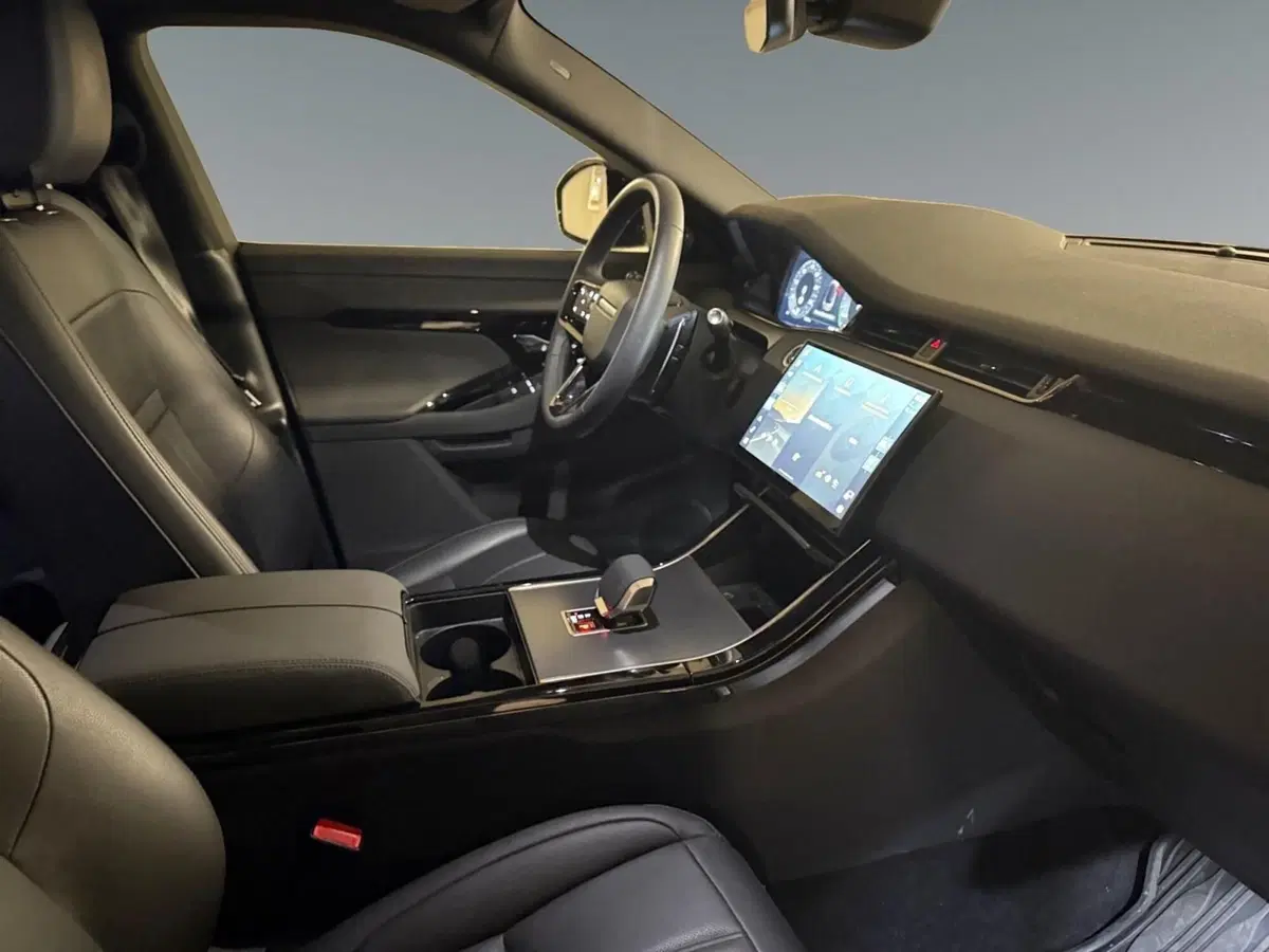 Land Rover Range Rover Evoque nuova a Trento (4)