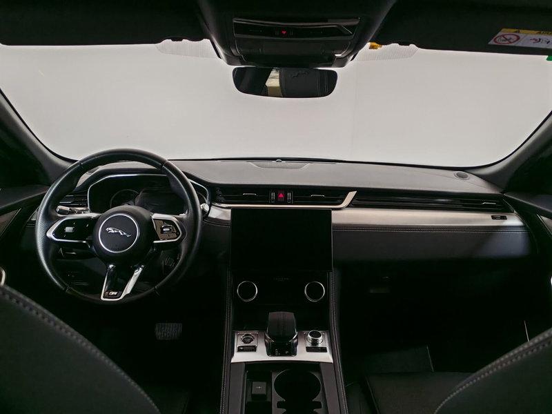 Jaguar F-Pace usata a Novara (4)