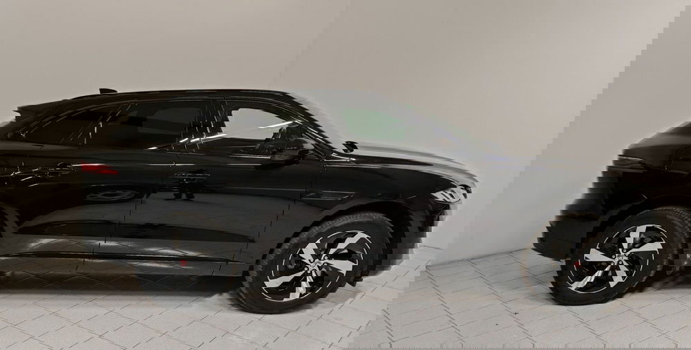 Jaguar F-Pace usata a Novara (6)