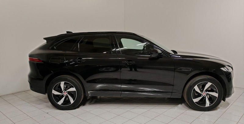 Jaguar F-Pace usata a Novara (6)