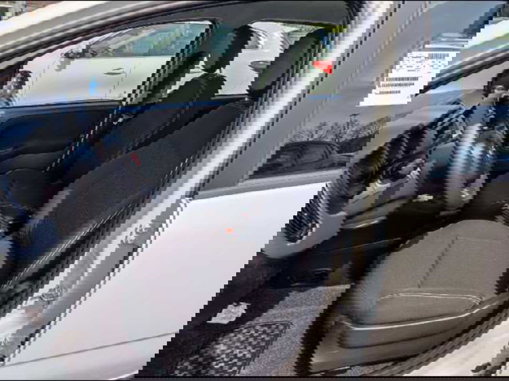 Fiat Panda Cross nuova a Roma (11)