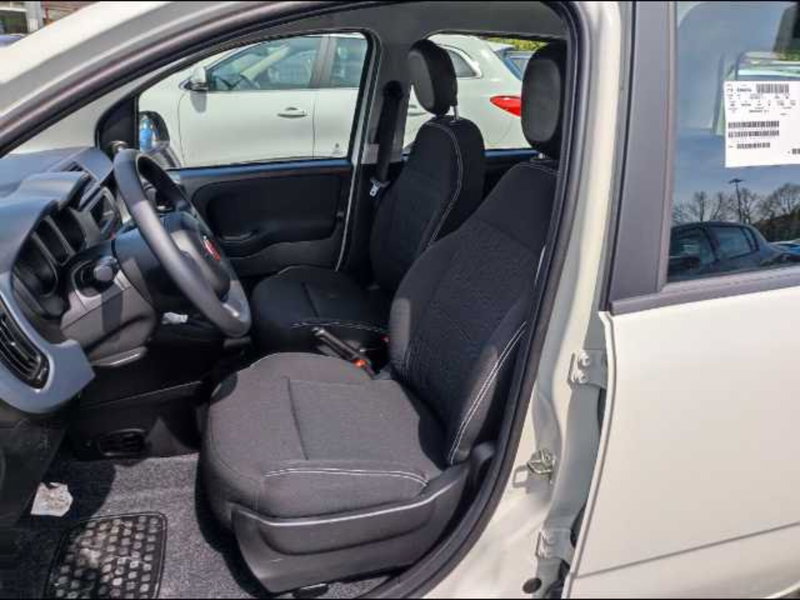 Fiat Panda Cross nuova a Roma (11)