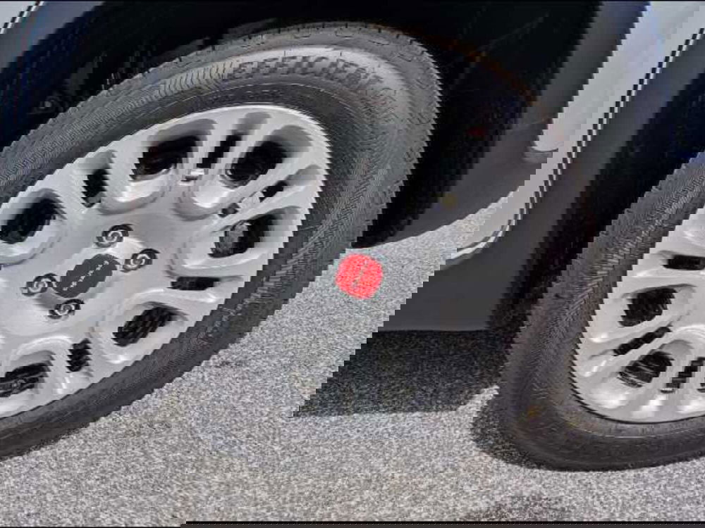 Fiat Panda Cross nuova a Roma (16)