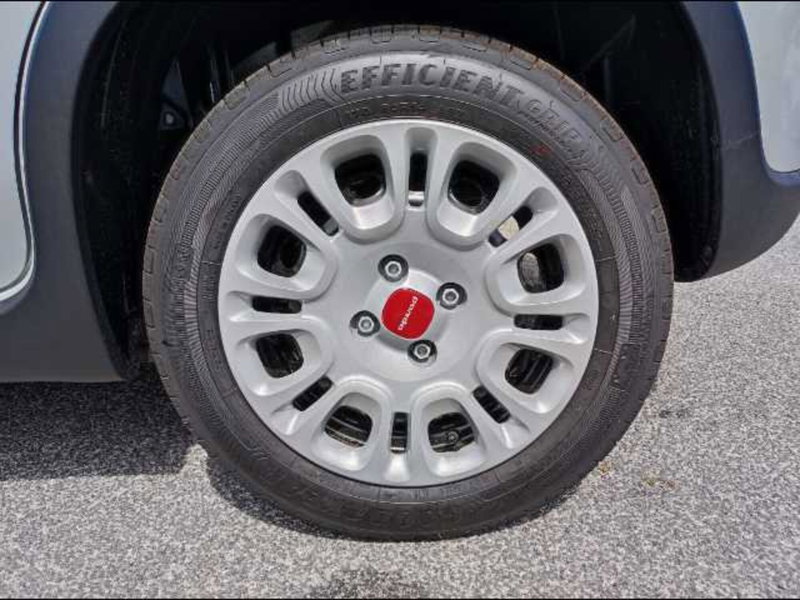Fiat Panda Cross nuova a Roma (16)