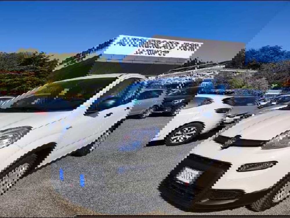 Fiat Panda Cross nuova a Roma