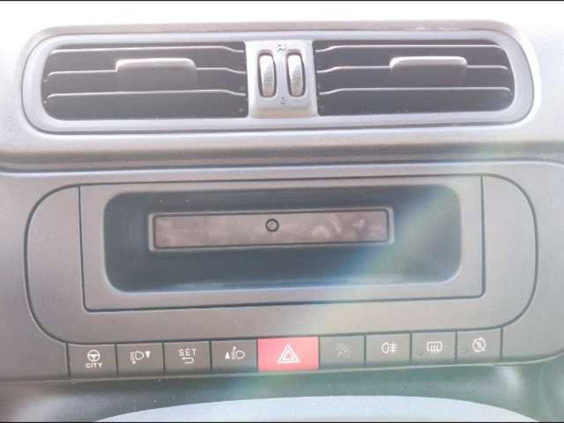 Fiat Panda Cross nuova a Roma (13)