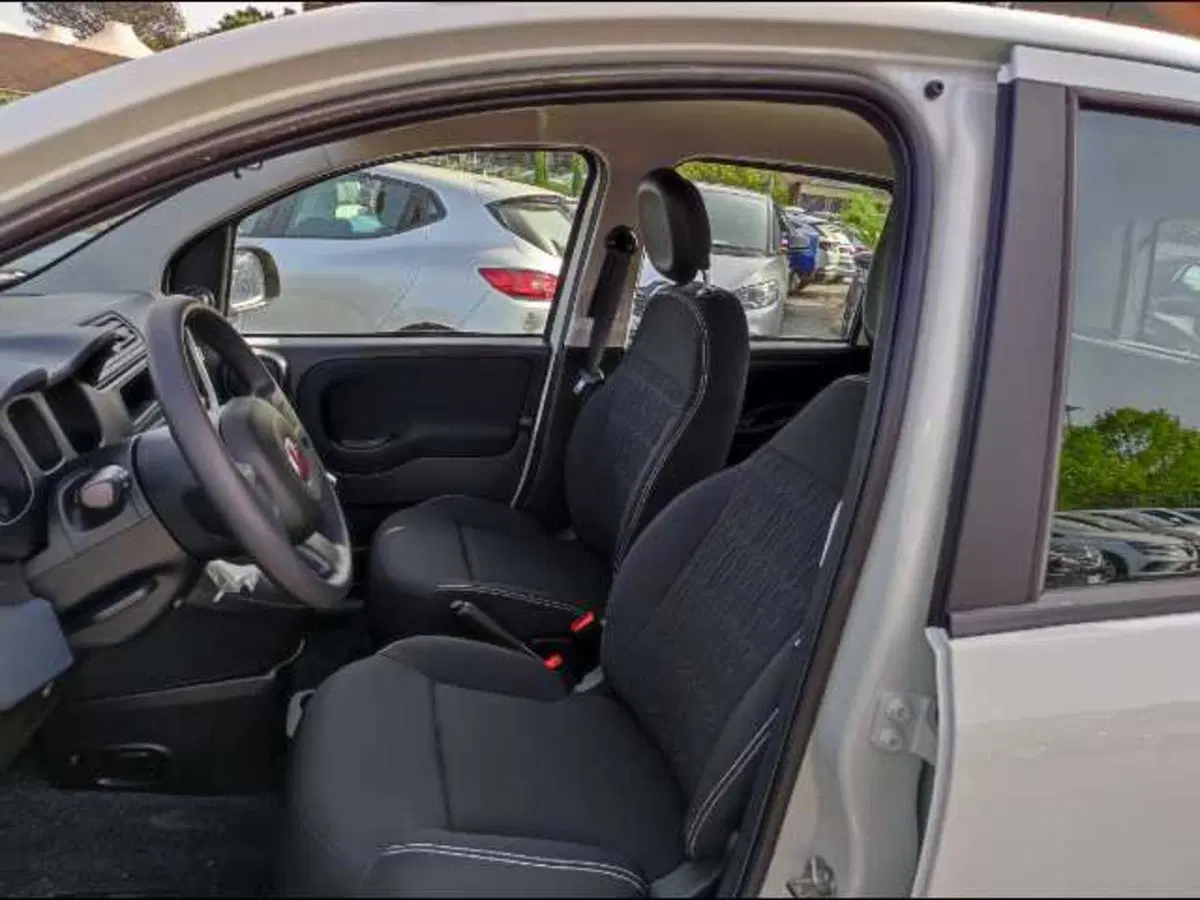 Fiat Panda Cross nuova a Roma (11)
