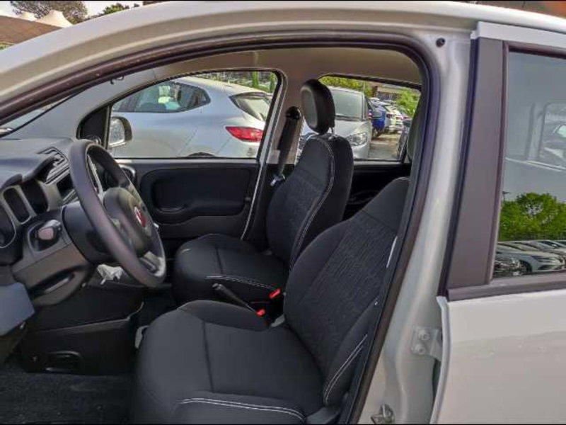 Fiat Panda Cross nuova a Roma (11)