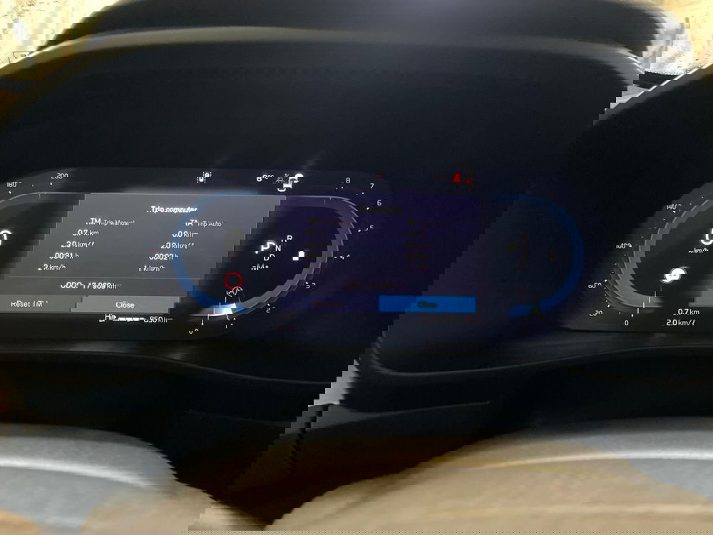 Volvo XC40 usata a Reggio Calabria (7)