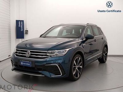 Volkswagen Tiguan 1.5 TSI 150 CV DSG ACT R-Line del 2021 usata a Busto Arsizio