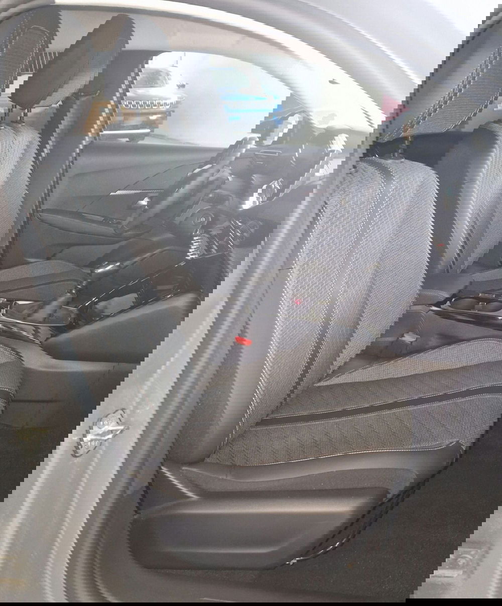 Peugeot 208 usata a Terni (8)