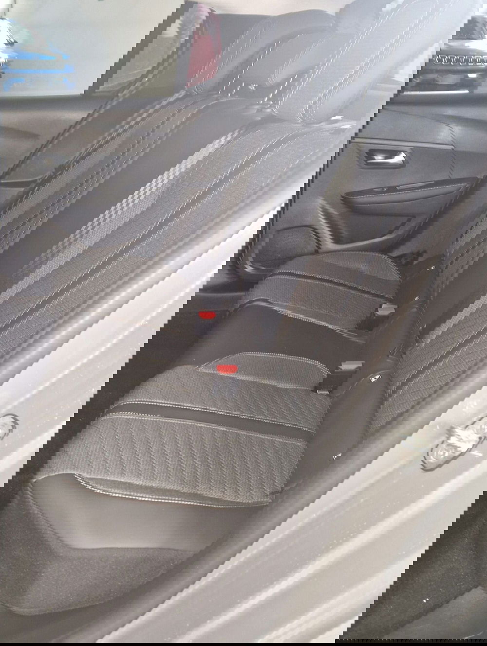 Peugeot 208 usata a Terni (9)