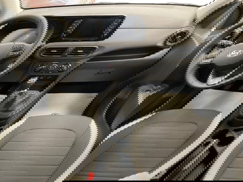 Hyundai i10 nuova a Imperia (14)