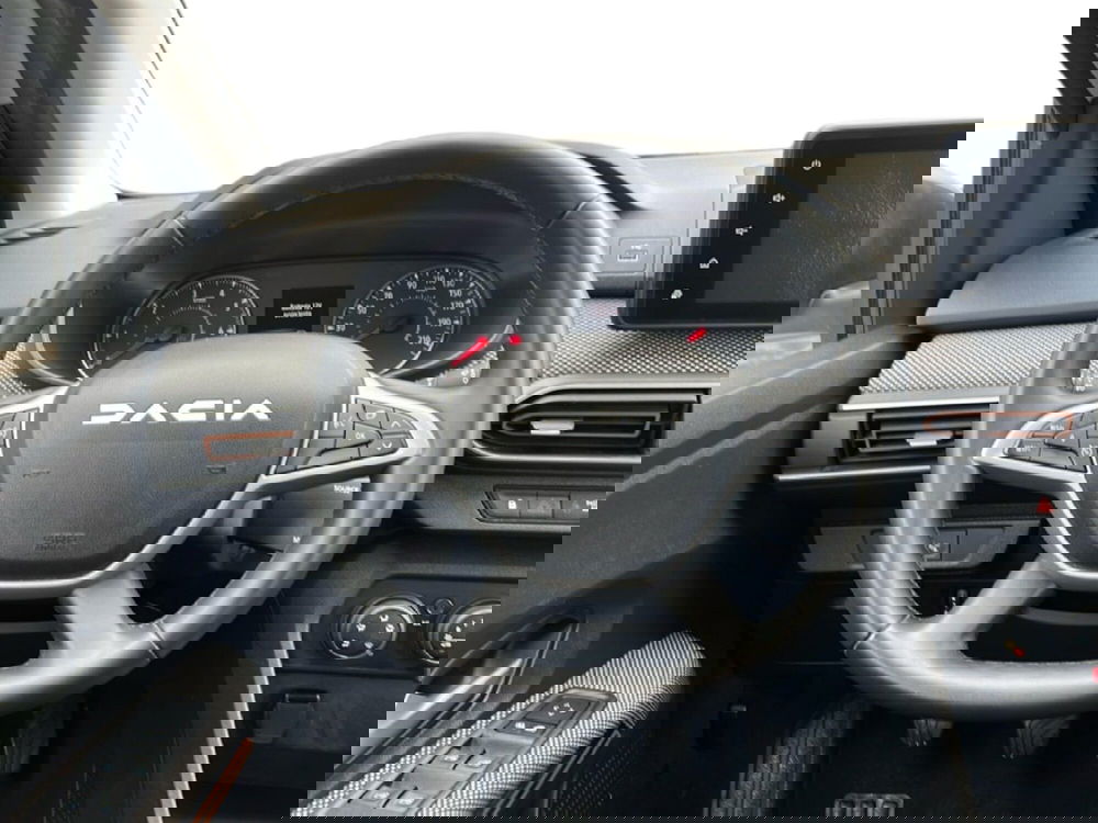 Dacia Sandero usata a Roma (14)