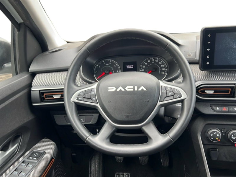 Dacia Sandero usata a Roma (14)