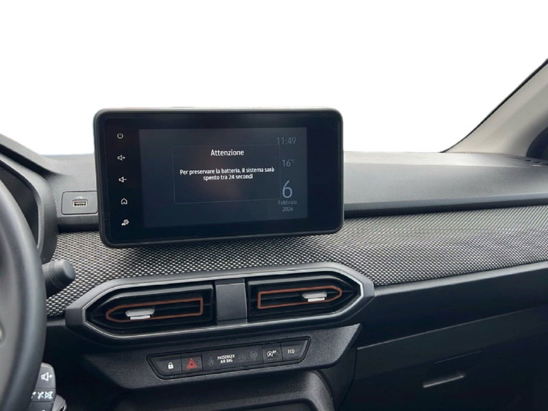 Dacia Sandero usata a Roma (17)