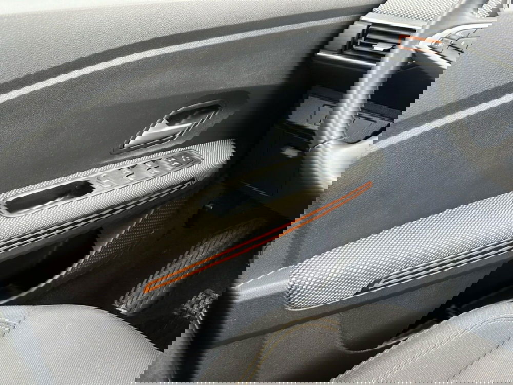 Dacia Sandero usata a Roma (19)