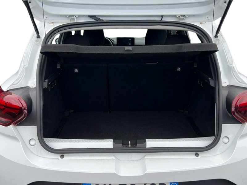 Dacia Sandero usata a Roma (9)