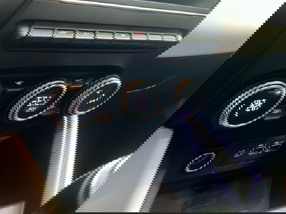 Renault Clio usata a Roma (16)