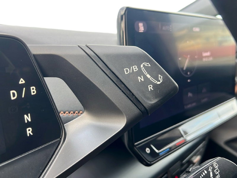 Cupra Born usata a Roma (13)